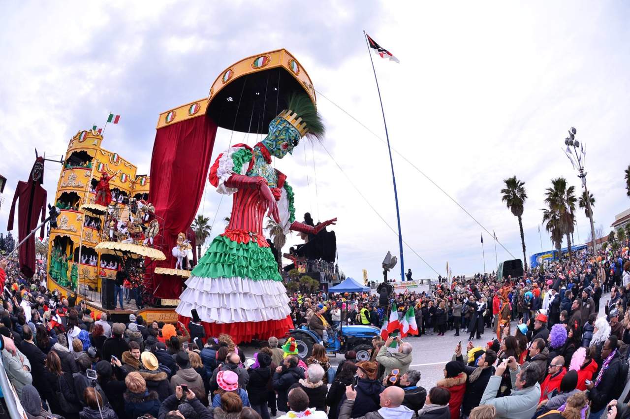 Carnevale Viareggio_2015